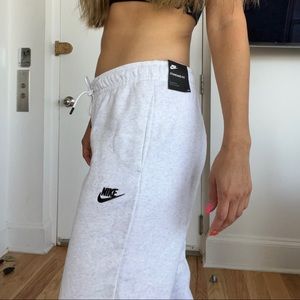 Nike Woman’s Joggers